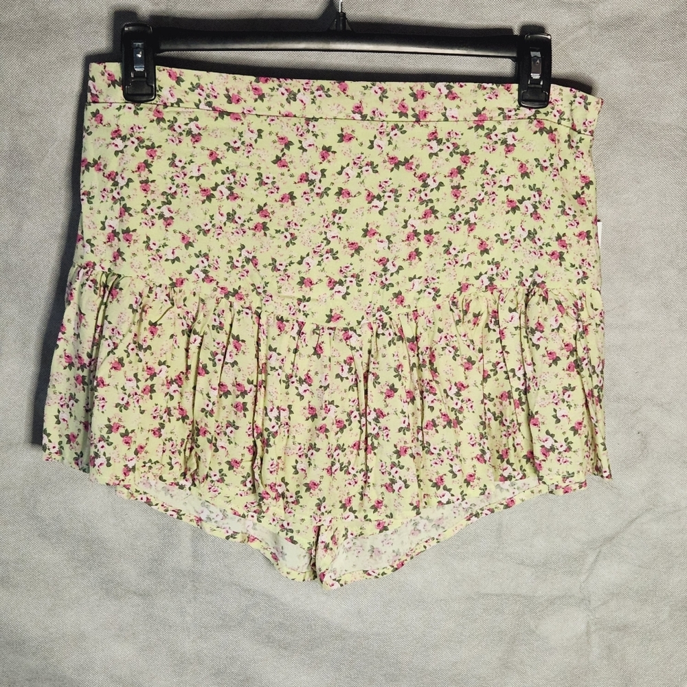 Ultra Flirt Juniors' Ruffled Hem Mini Skort